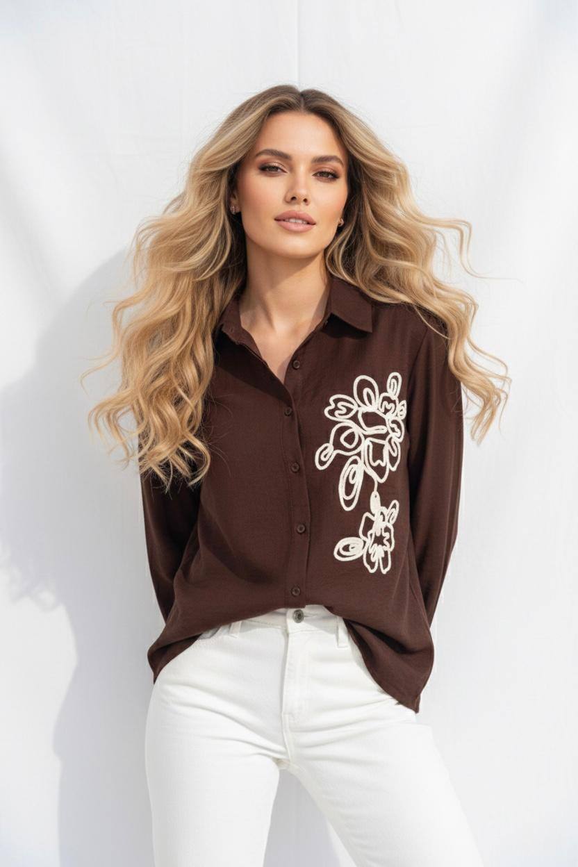 Louise - Chemise Chocolat brodée