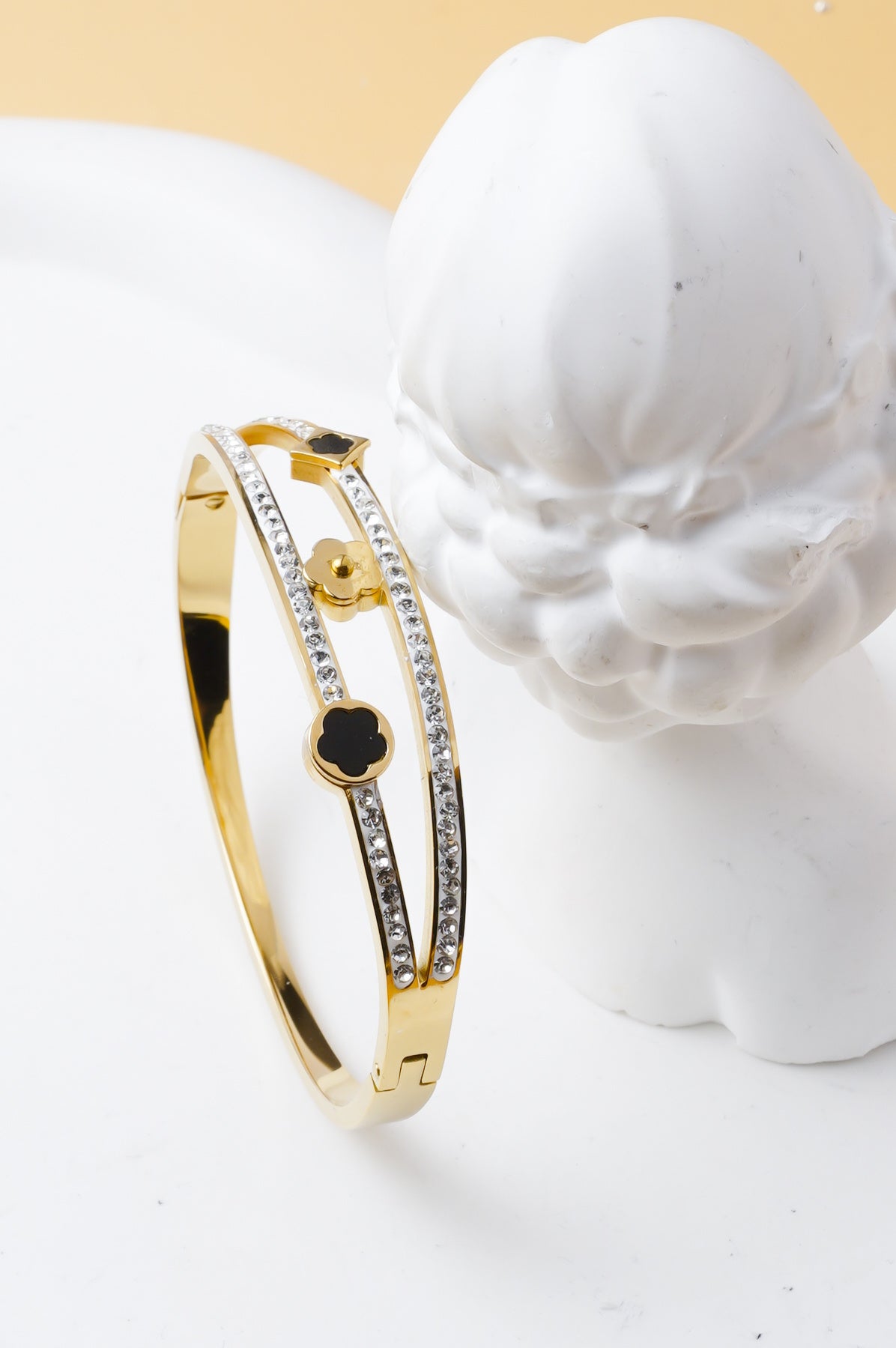 bracelet jonc fleur .jpg